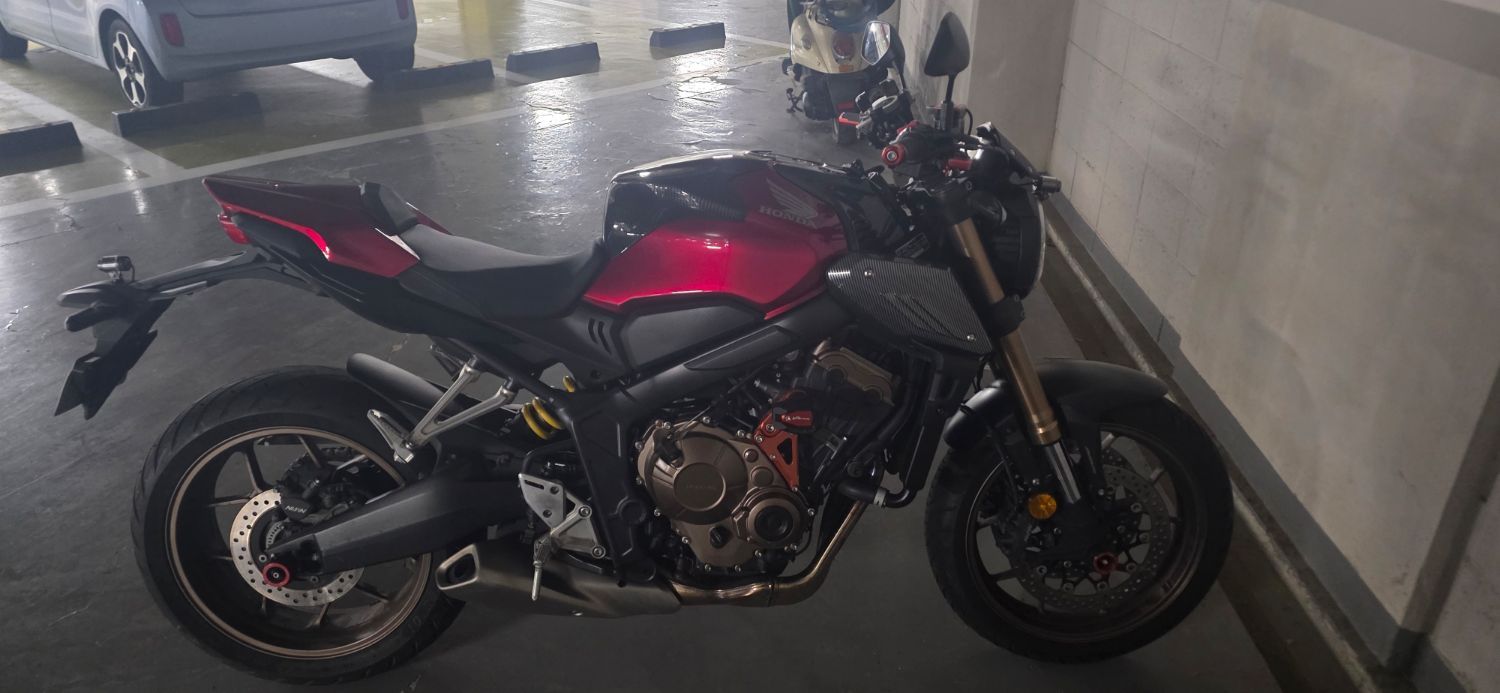 혼다 CB 650 R more