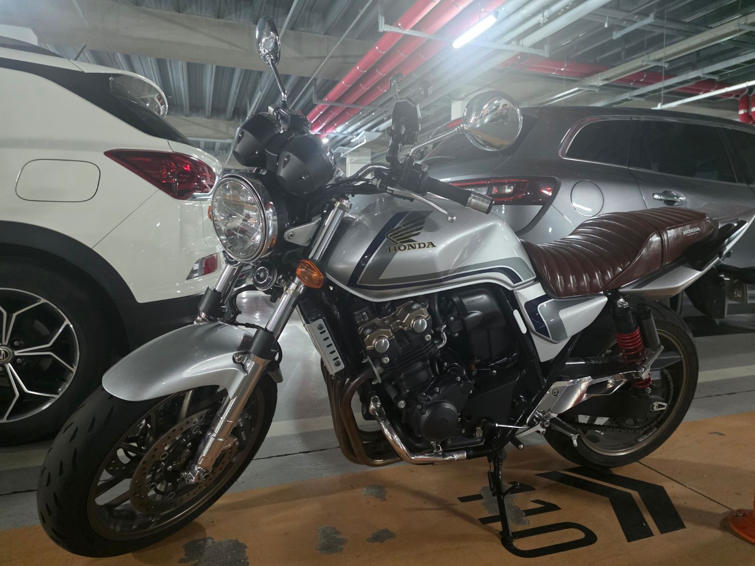 혼다 CB 400 REVO main