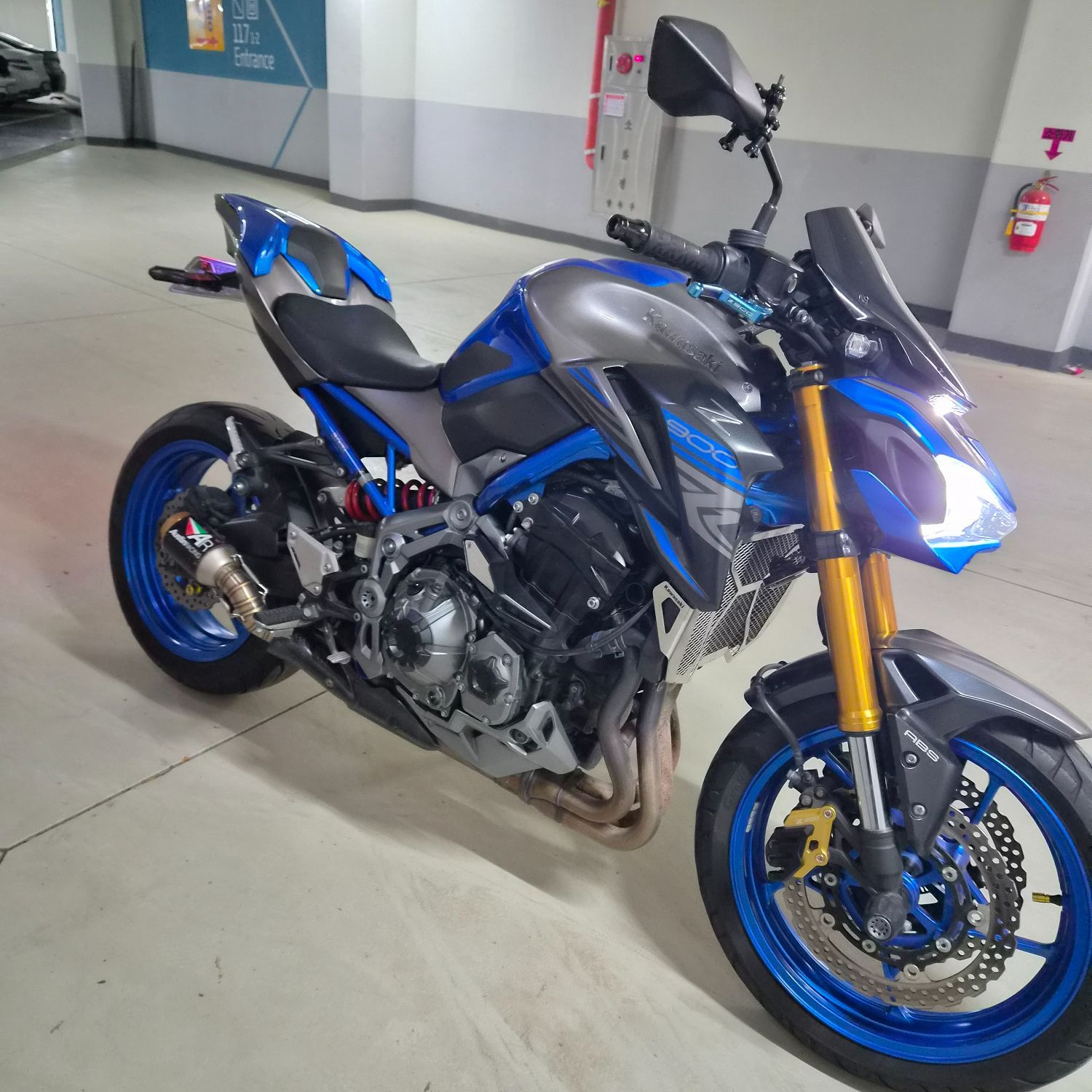 가와사키 Z 900 more