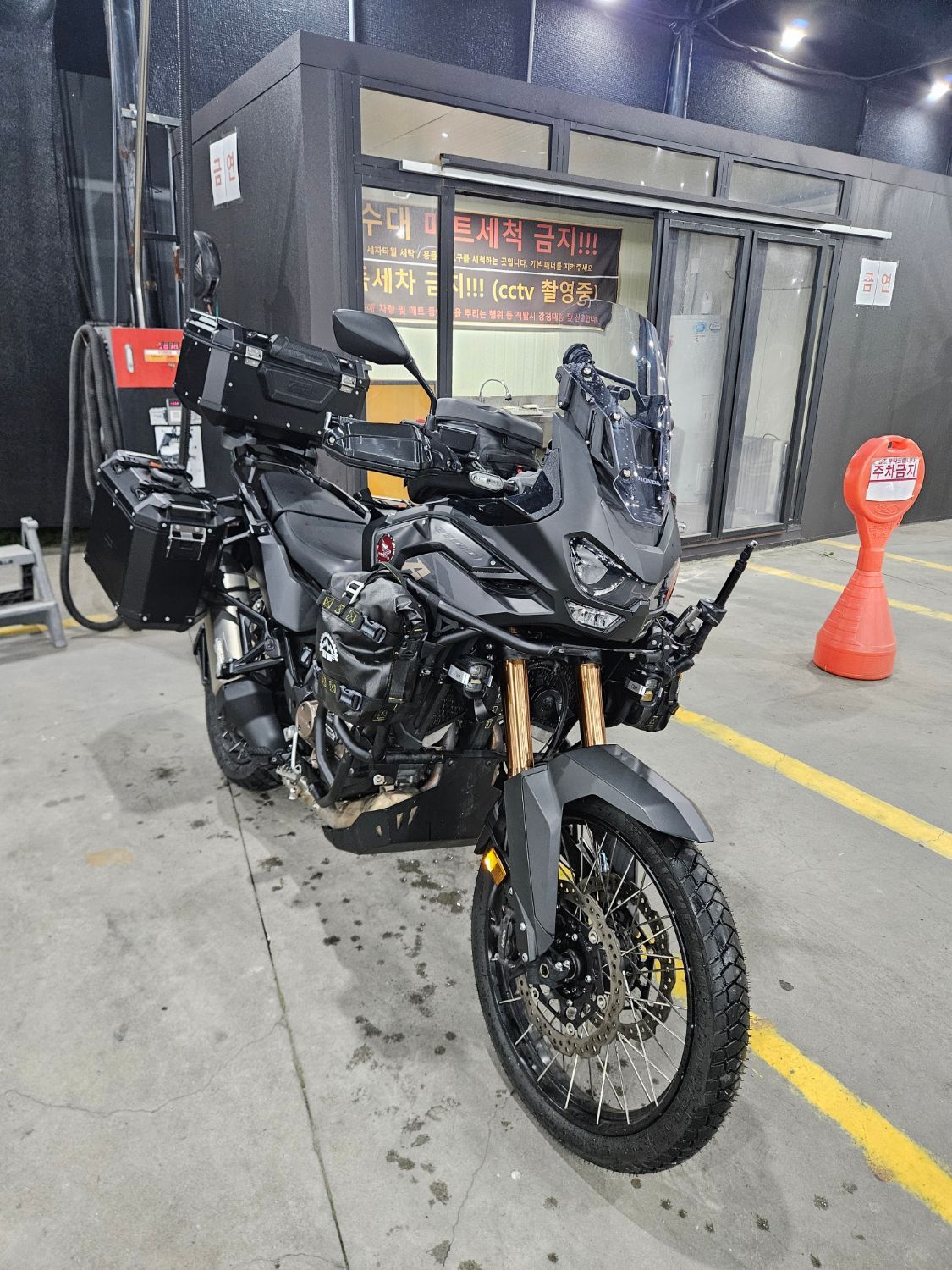 혼다 아프리카 트윈 CRF 1100 L 어드벤처 스포츠 ES DCT thumb 2