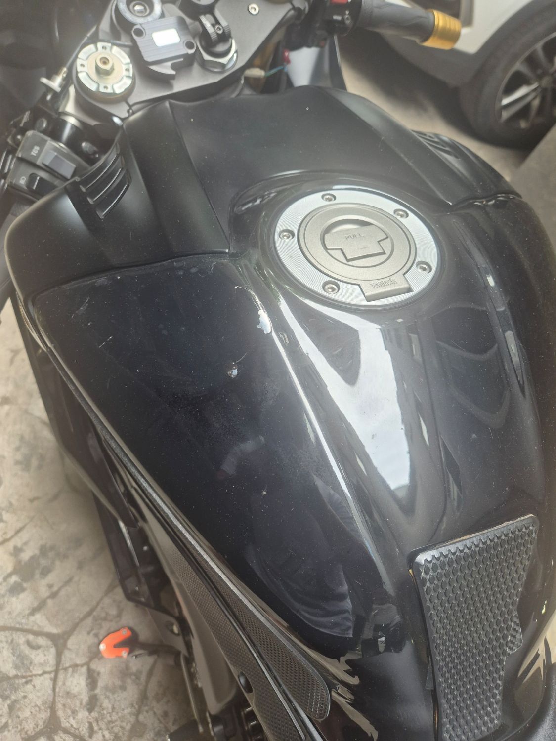 야마하 YZF R6 more
