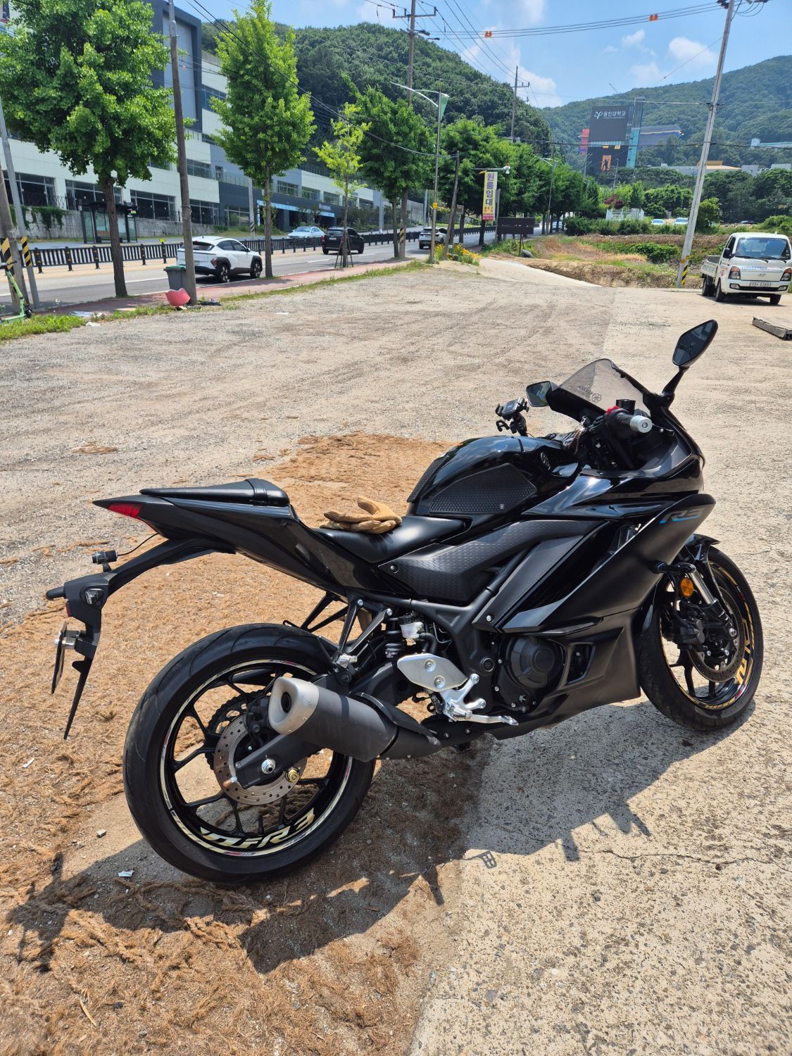 야마하 YZF R3 more