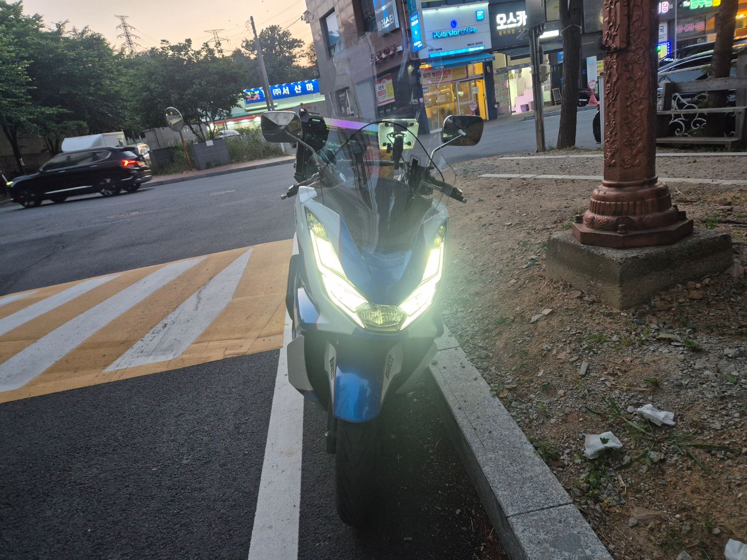 혼다 PCX 125 thumb 2