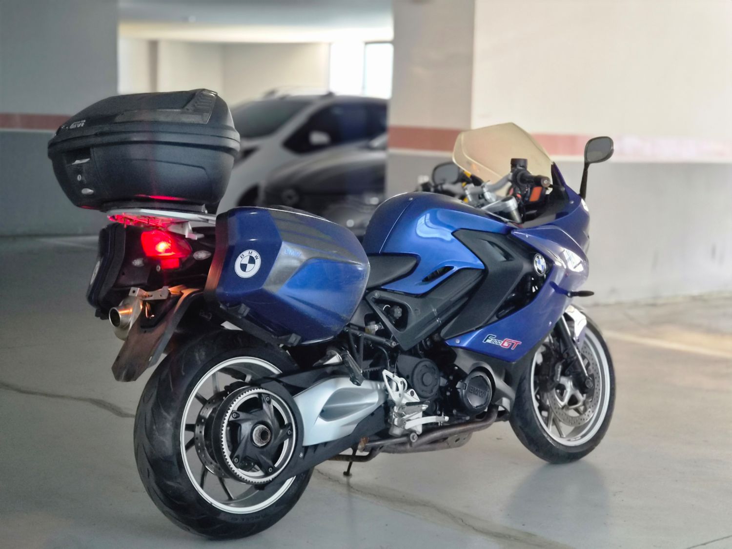 BMW F 800 GT more
