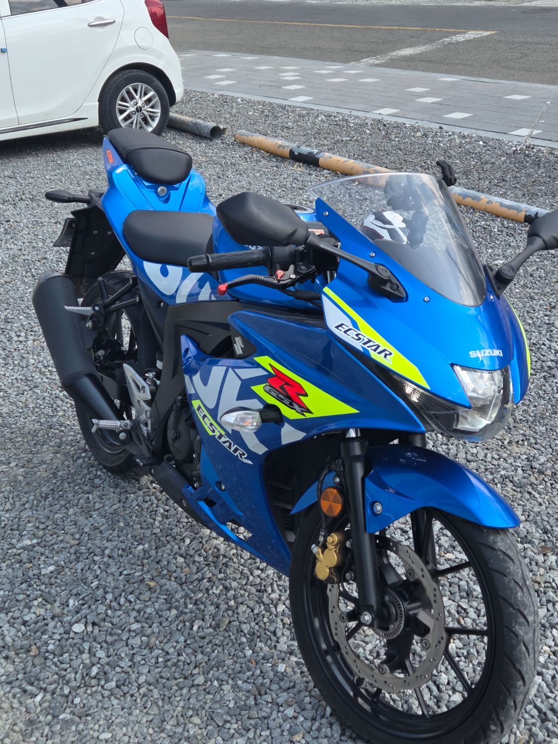스즈키 GSX R 125 ABS more