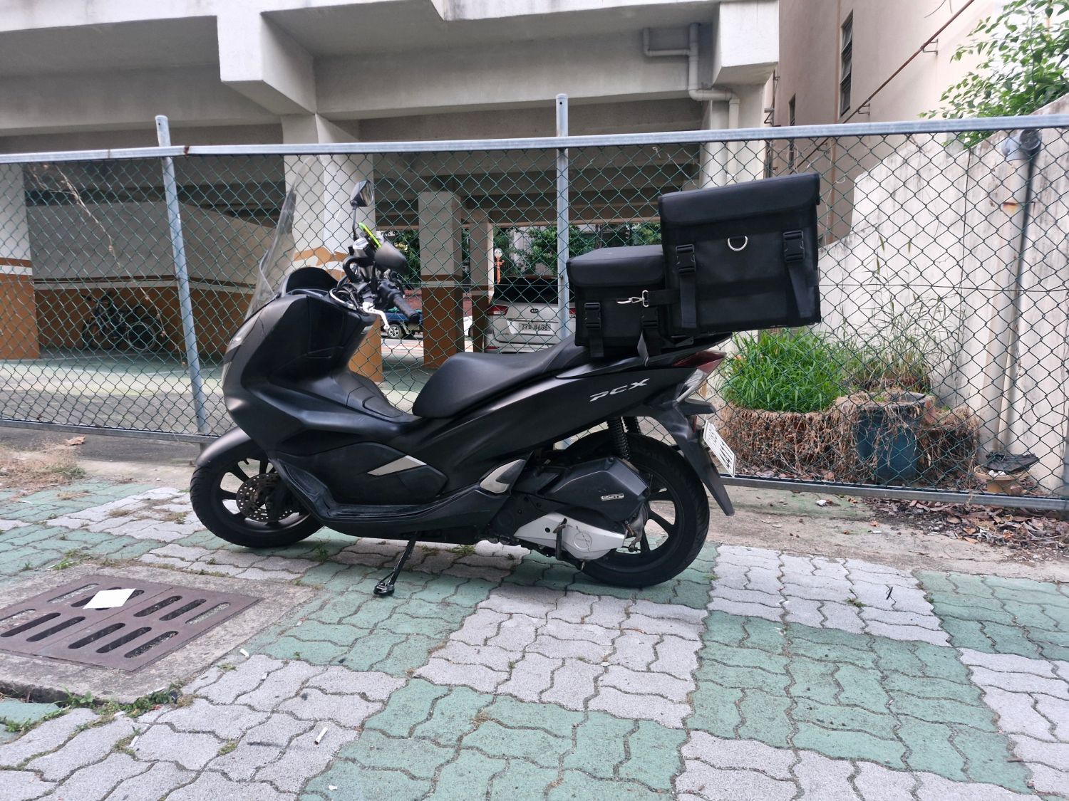 혼다 PCX 125 more