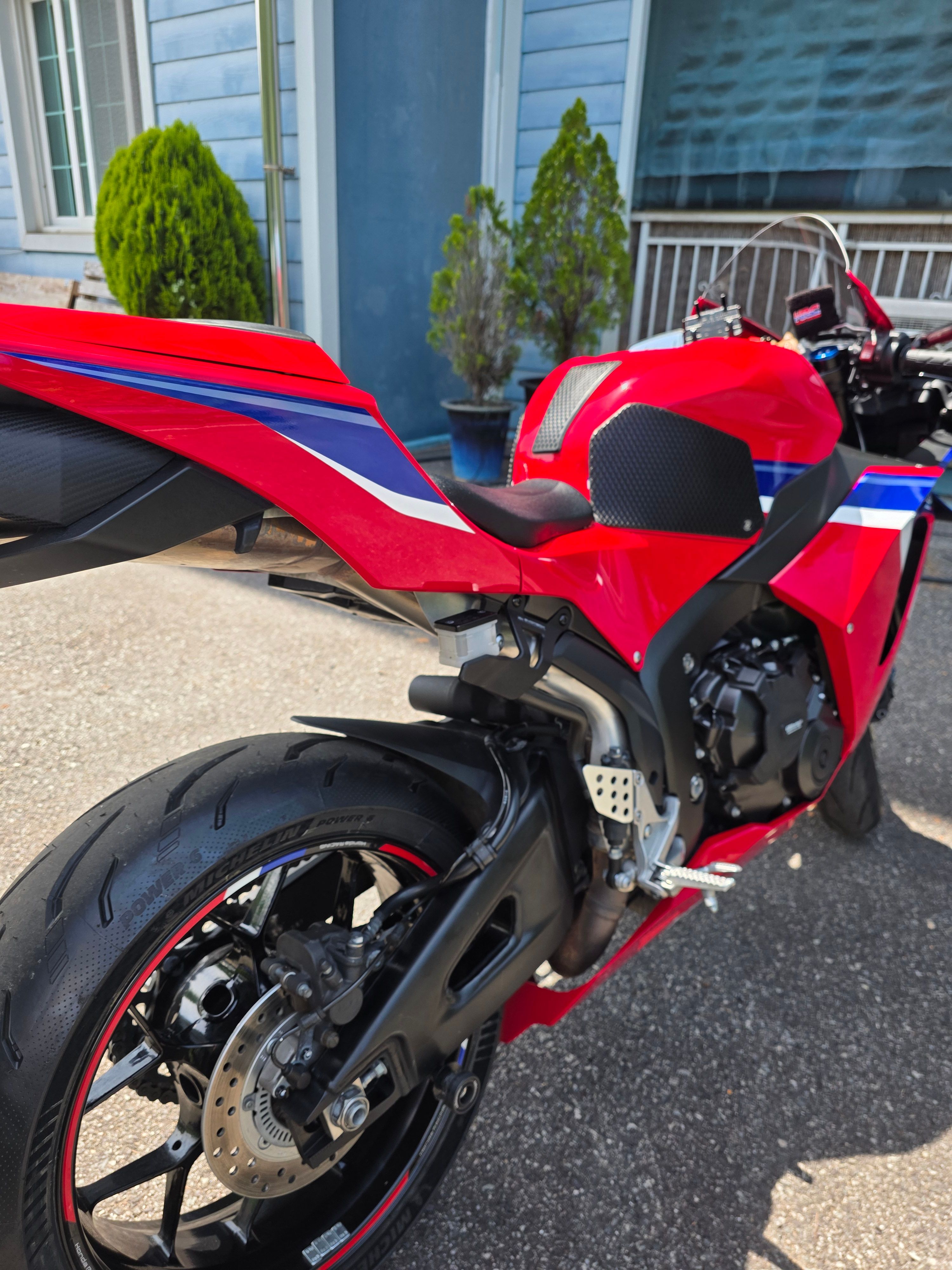 혼다 CBR 600 RR more