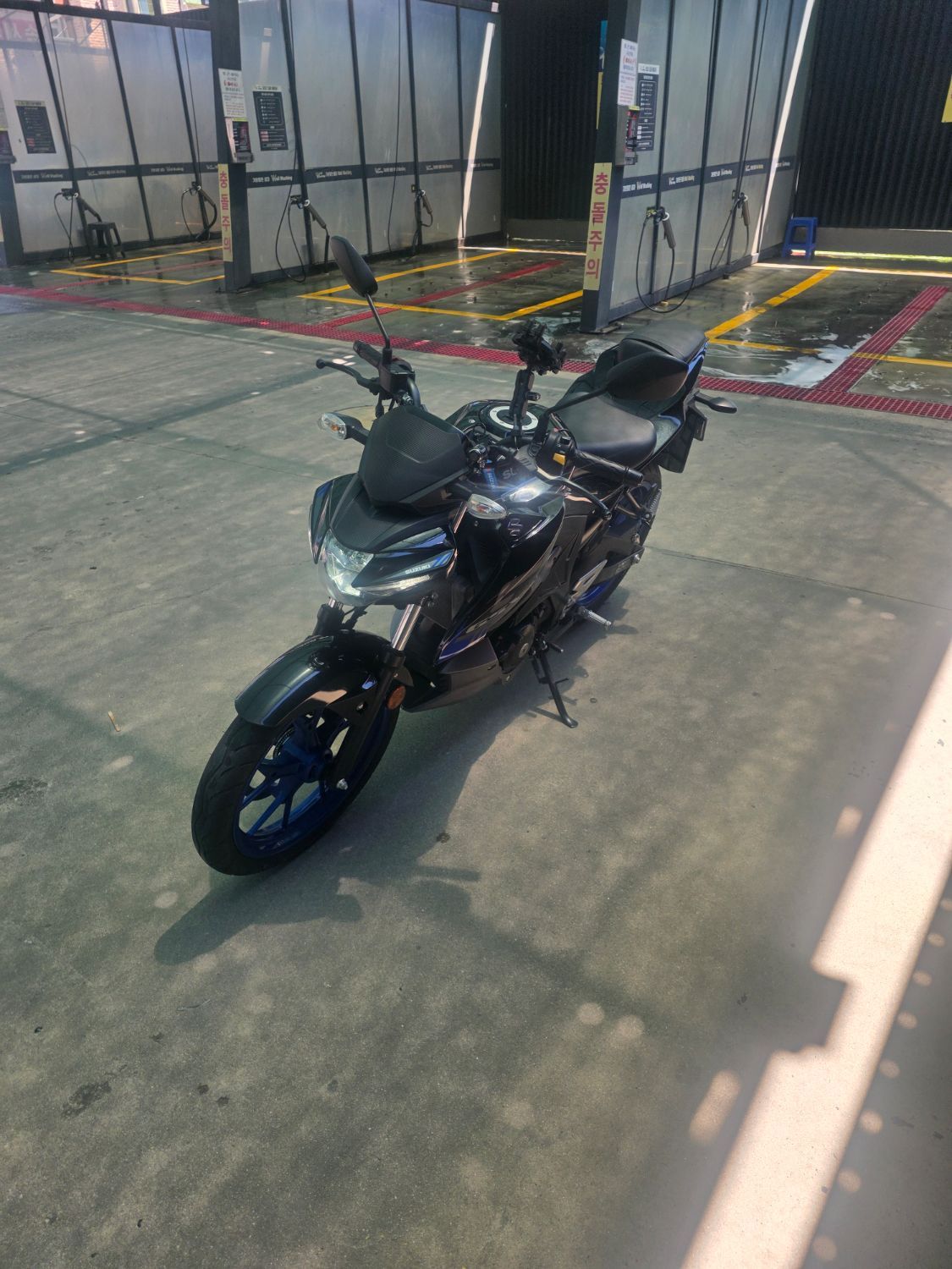 스즈키 GSX S 125 main