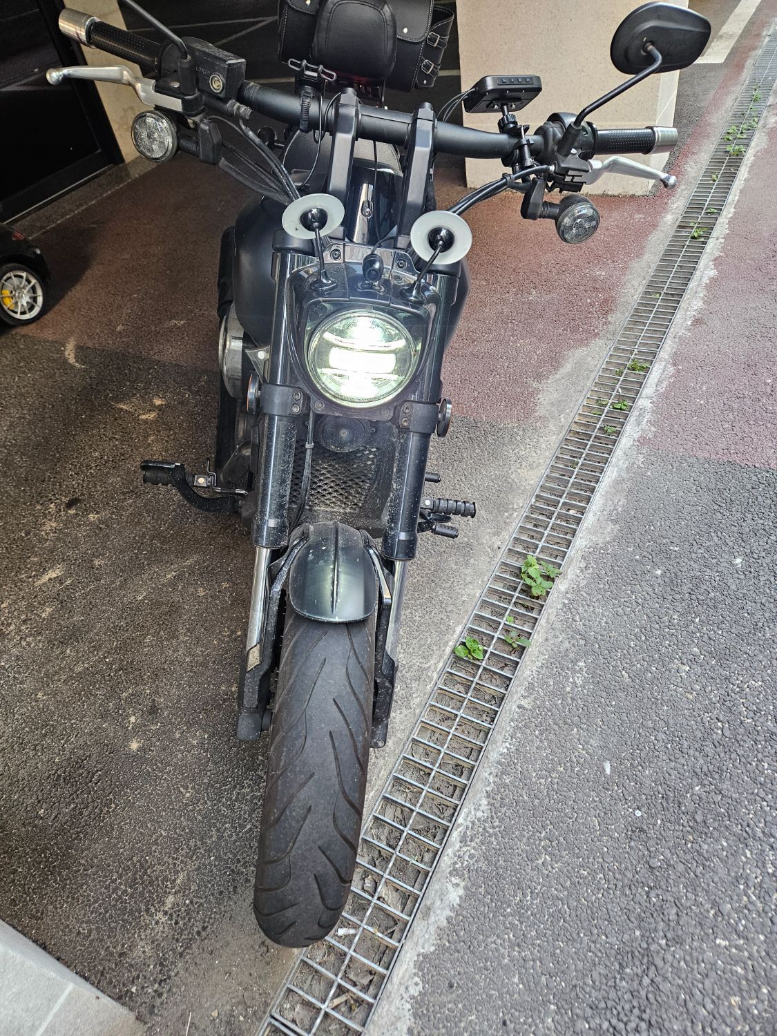 부캐너 V BOB 250 more