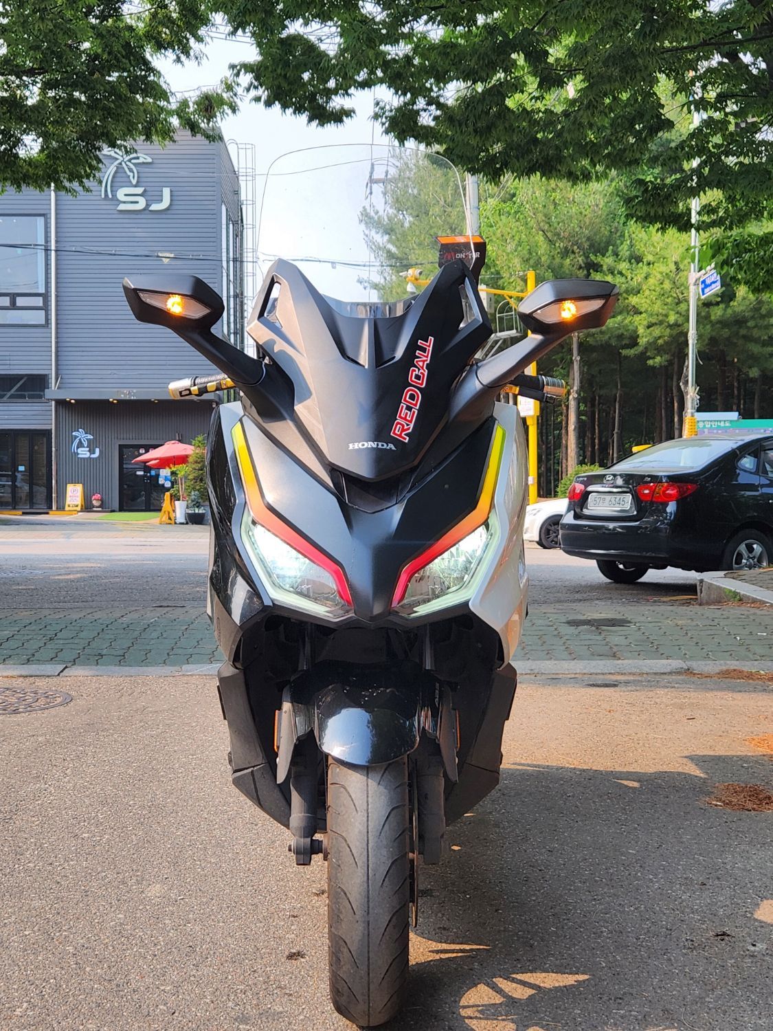 혼다 포르자 350 main