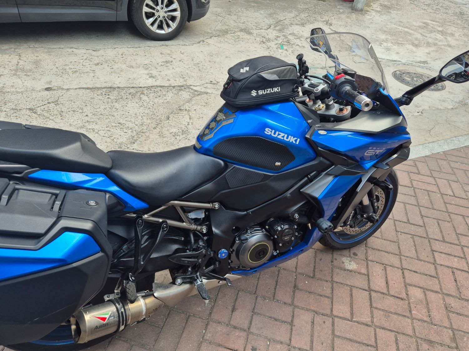 스즈키 GSX S 1000 GT thumb 2