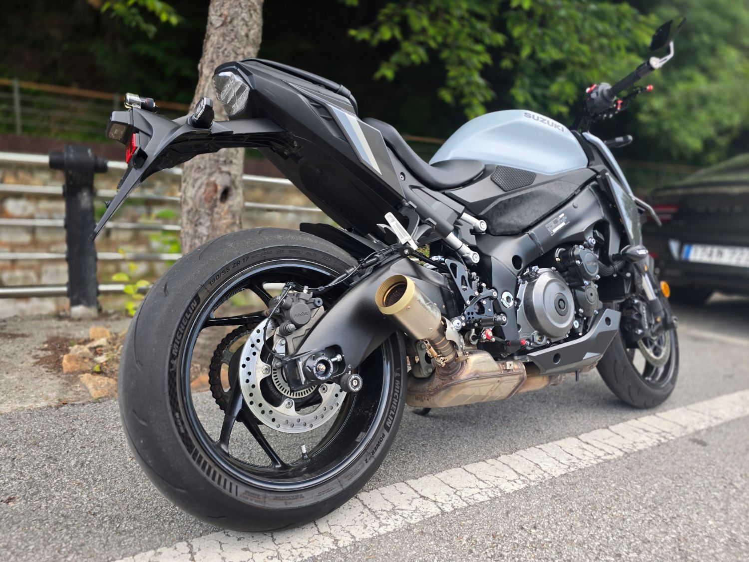 스즈키 GSX S 1000 more