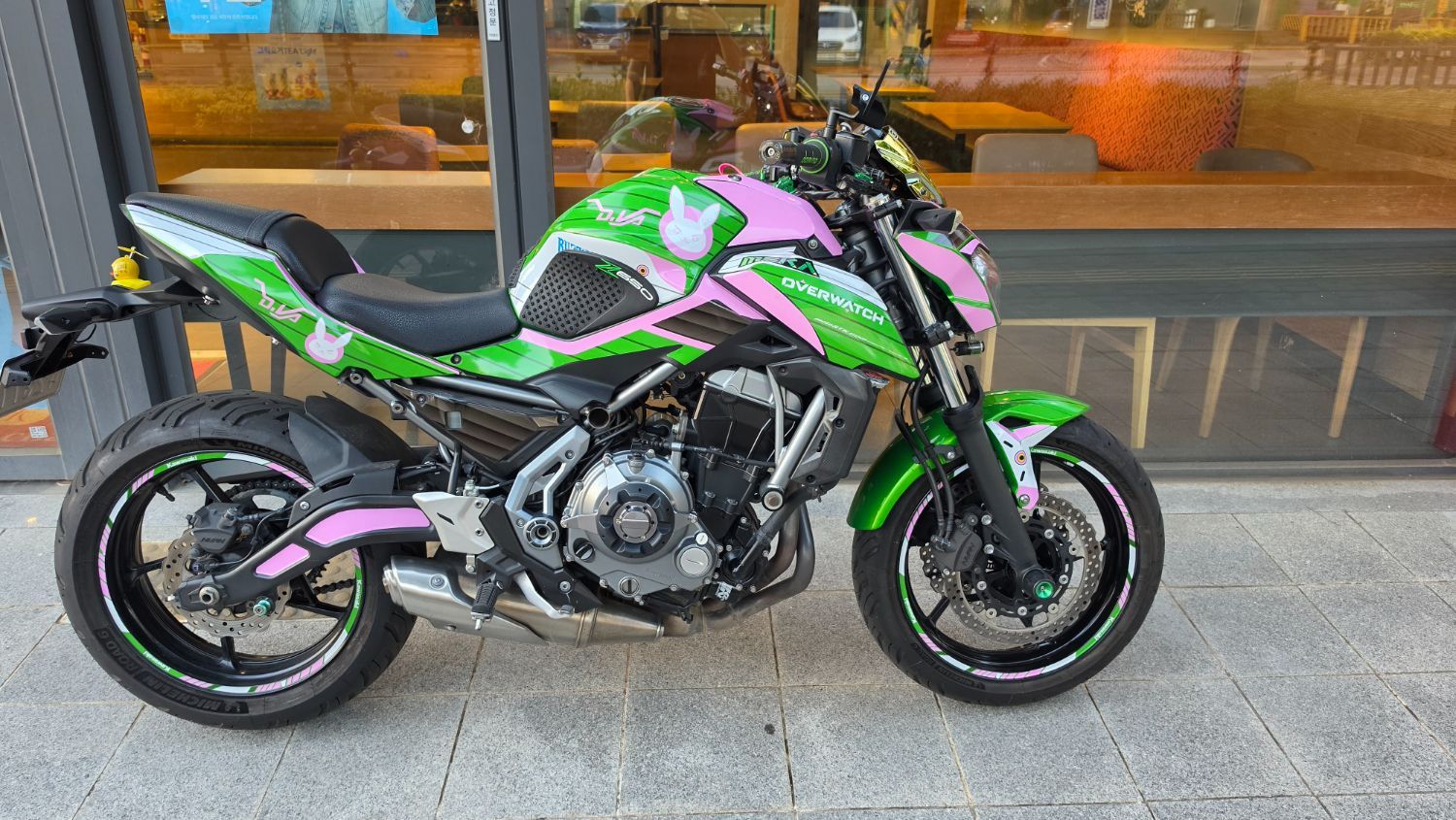 가와사키 Z 650 more