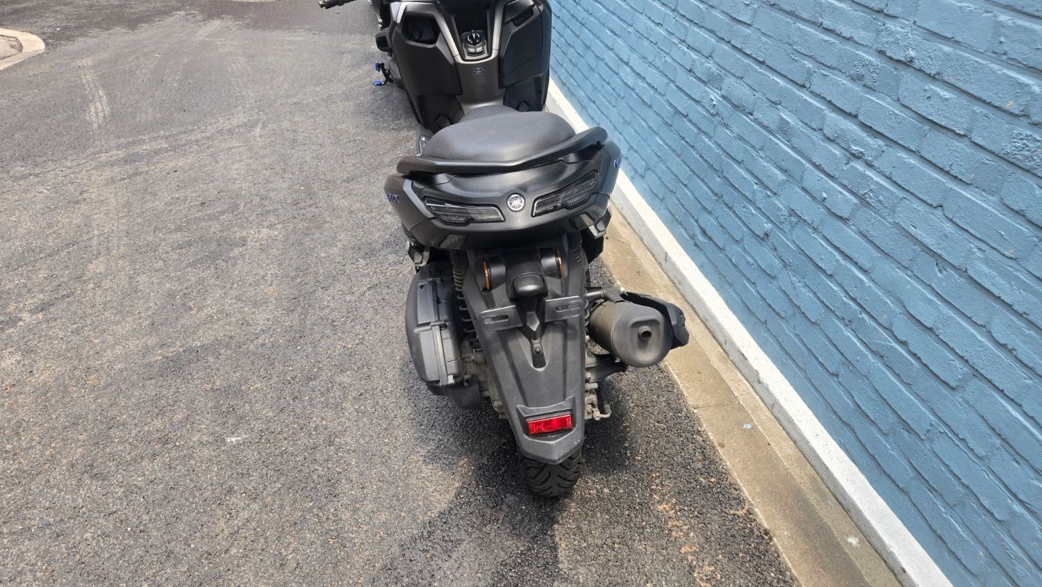 야마하 NMAX 125 more
