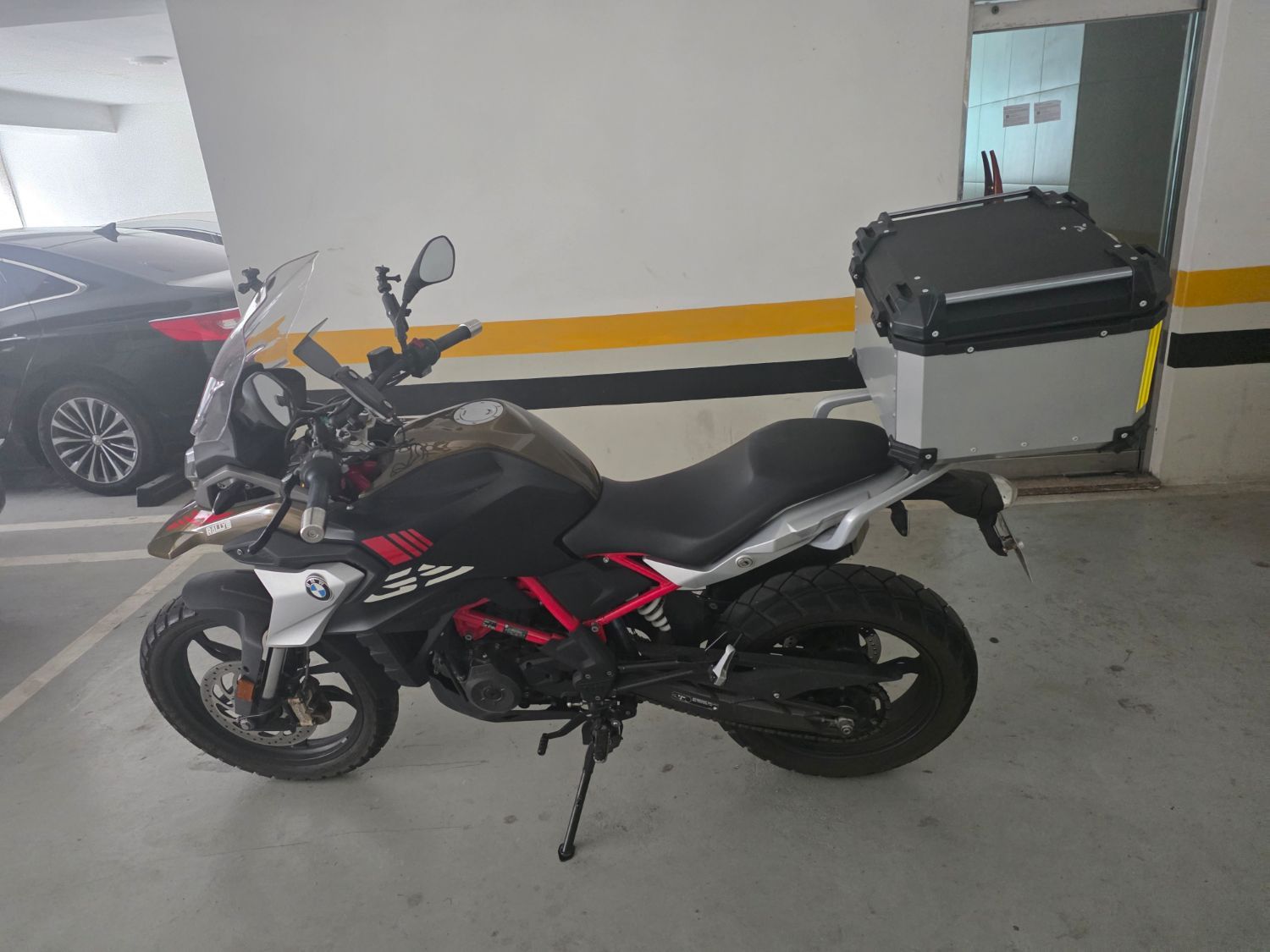 BMW G 310 GS thumb 2