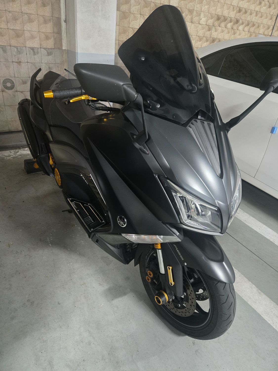 야마하 TMAX 530 main