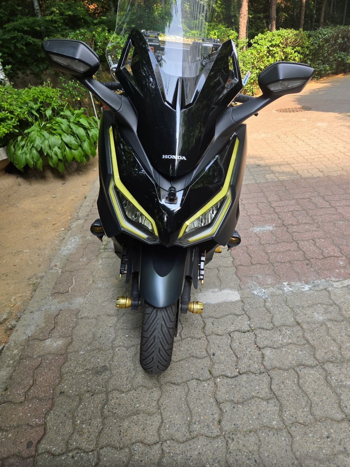 혼다 포르자 350 main