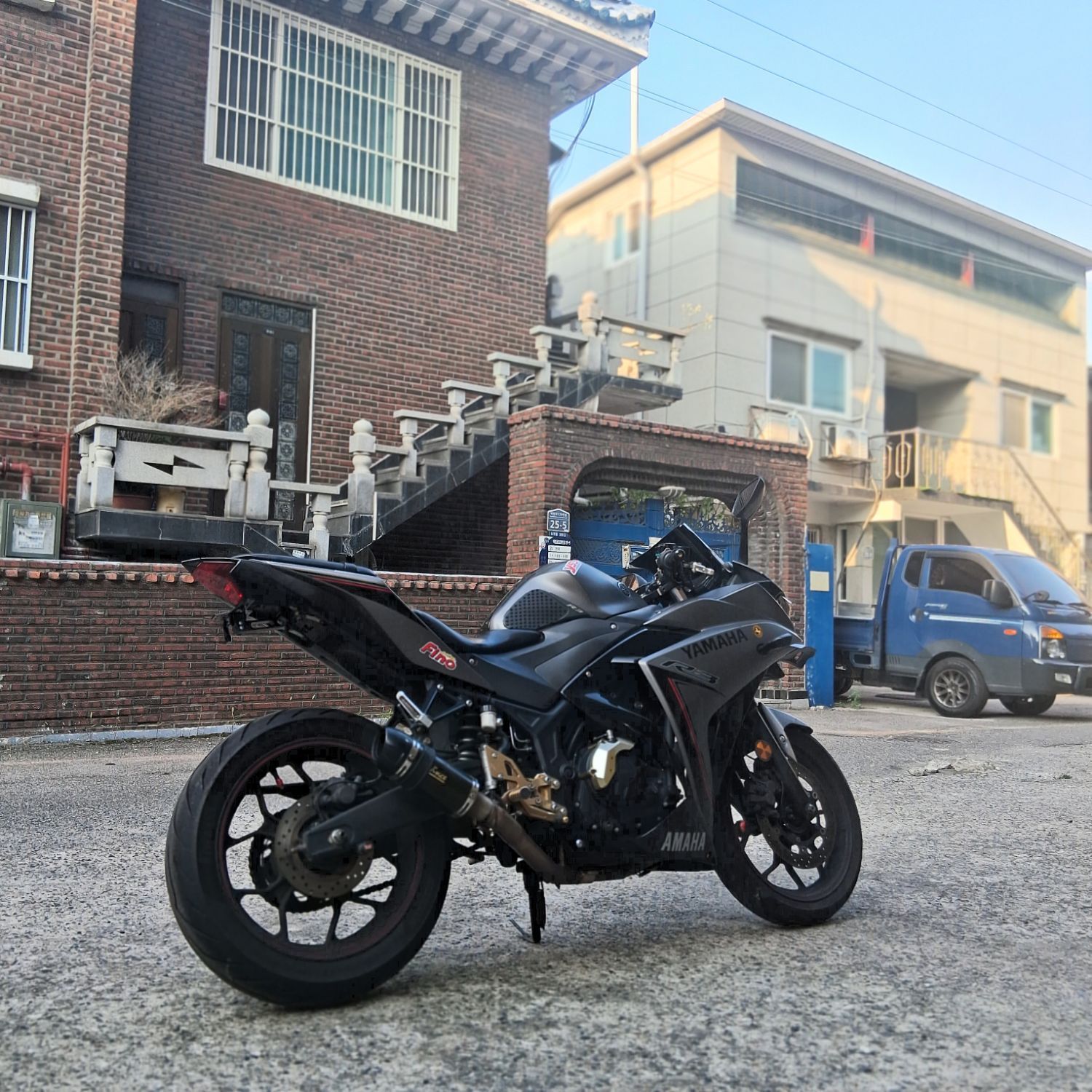 야마하 YZF R3 more