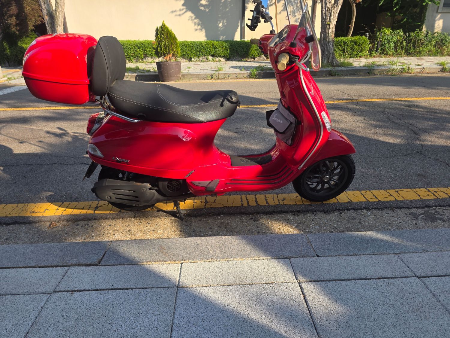 베스파 LX 125 thumb 2
