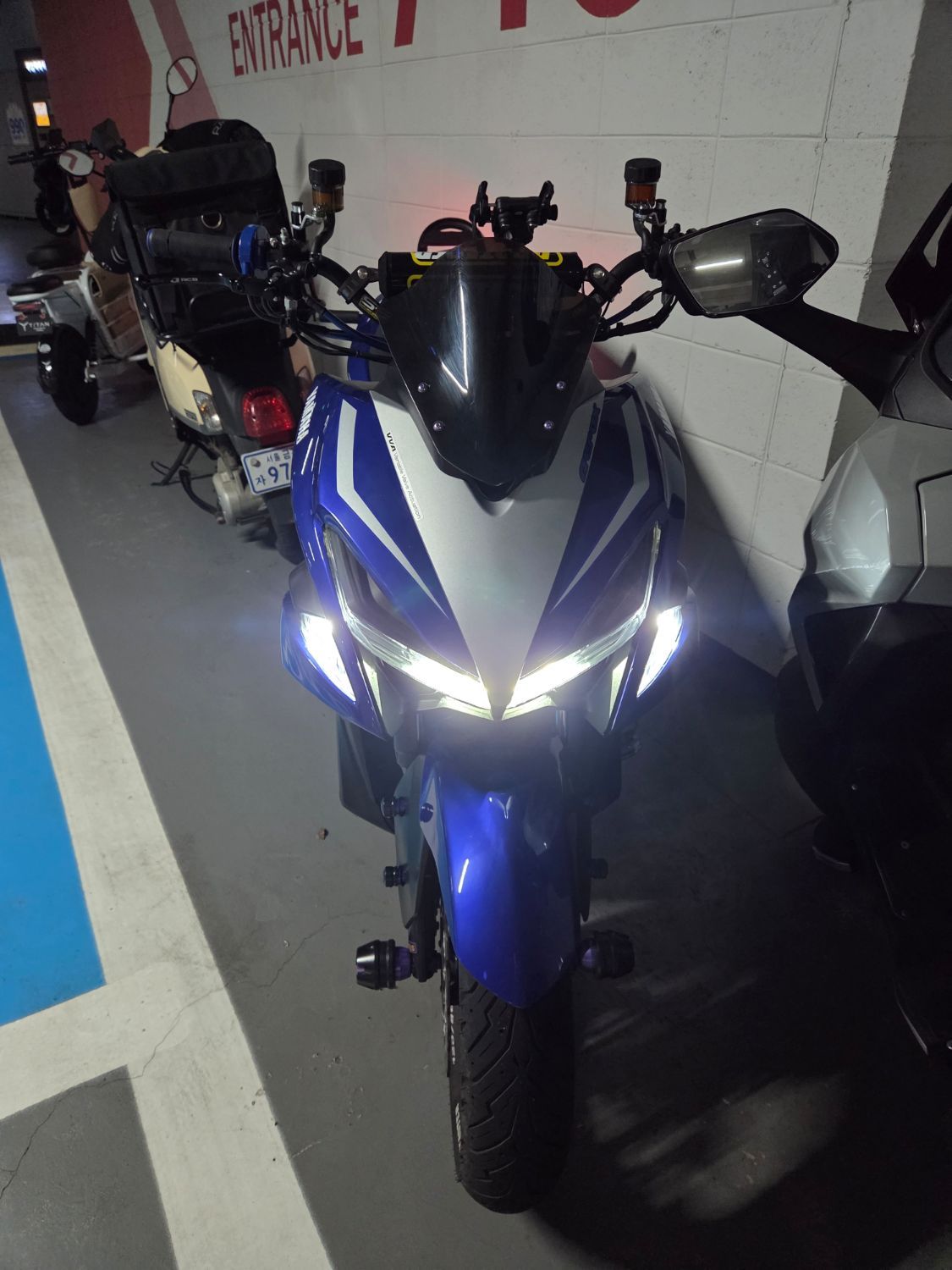 야마하 에어록스 155 ABS main