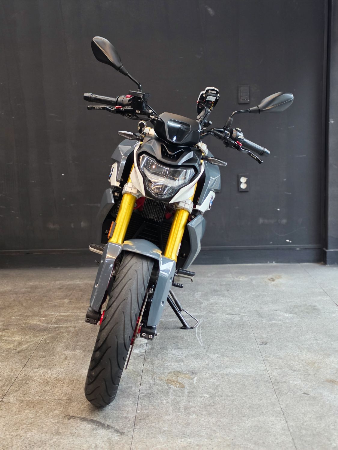 BMW G 310 R more