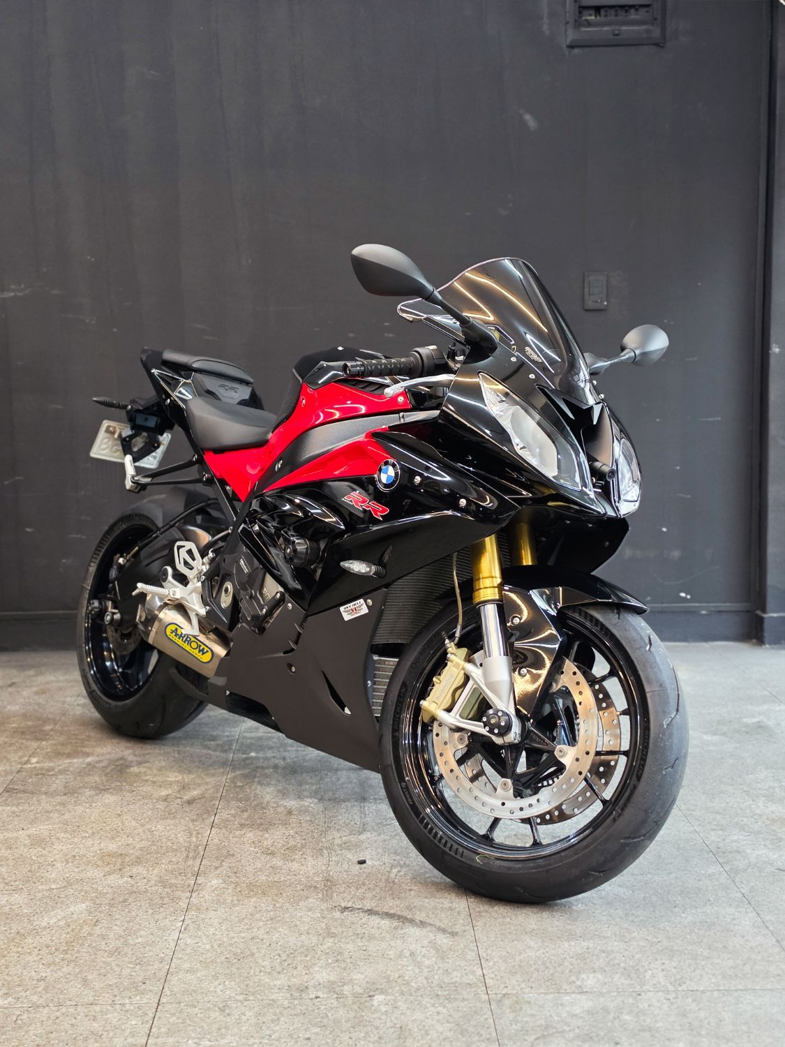 BMW S 1000 RR main