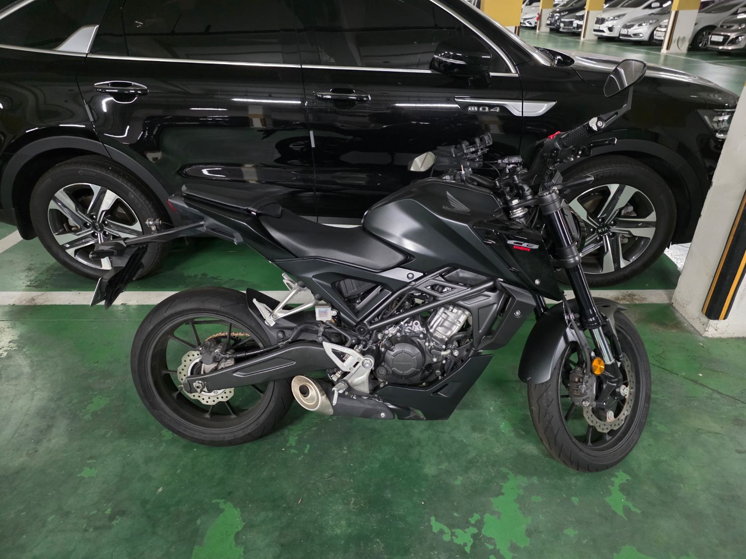 혼다 CB 125 R main