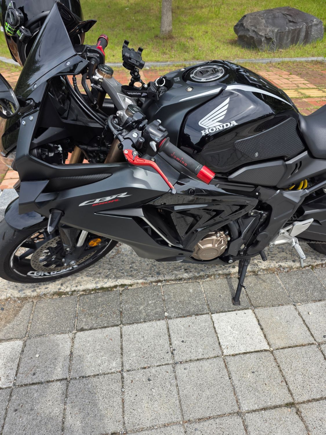 혼다 CBR 650 R MT thumb 2