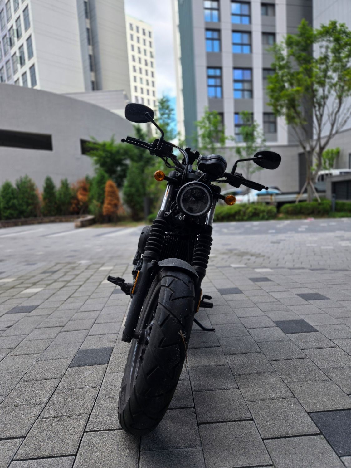 KR모터스 아퀼라 125 main