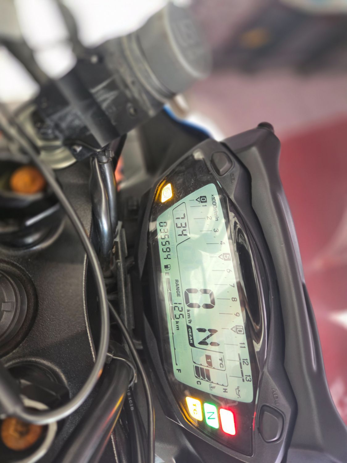 스즈키 GSX S 750 more