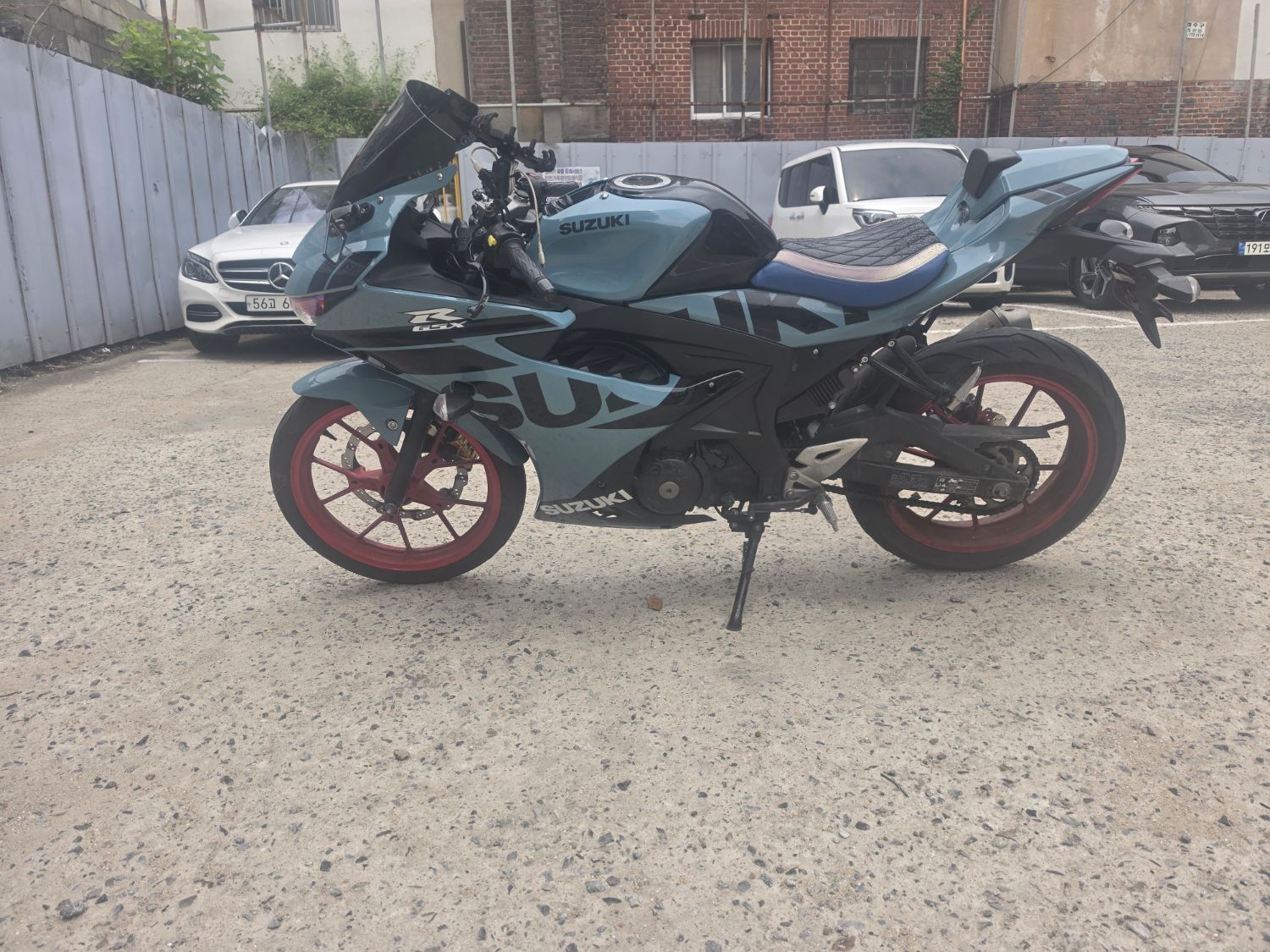 스즈키 GSX R 125 ABS thumb 2