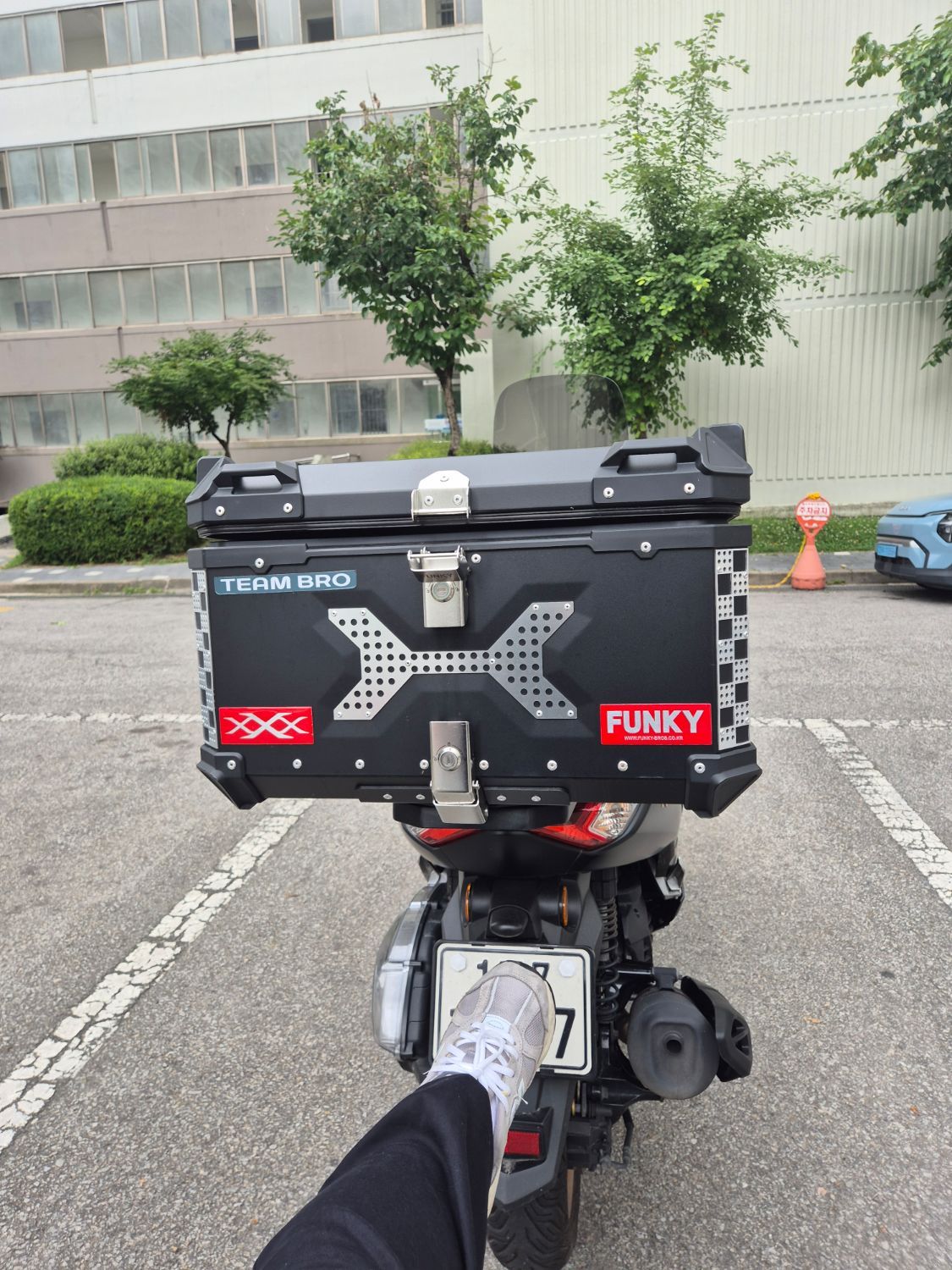 야마하 NMAX 125 more