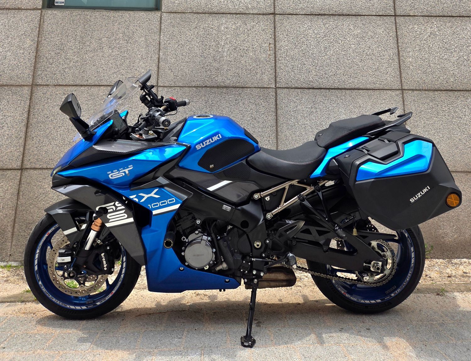 스즈키 GSX S 1000 GT more