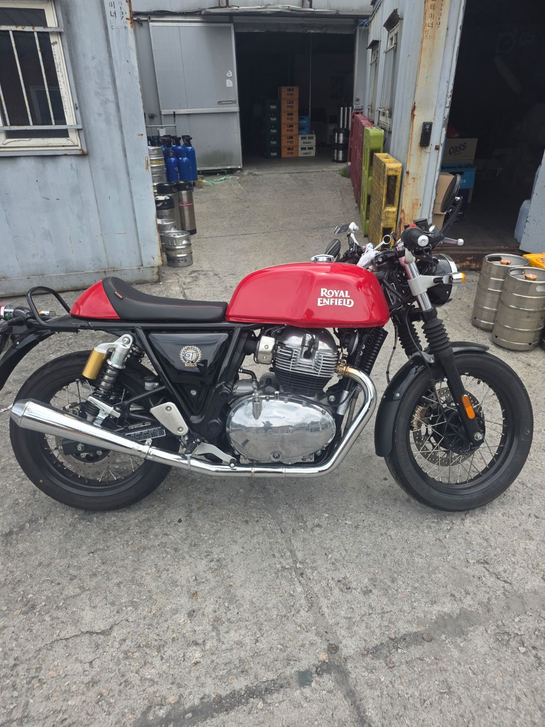 로얄엔필드 컨티넨탈 GT 650 thumb 2