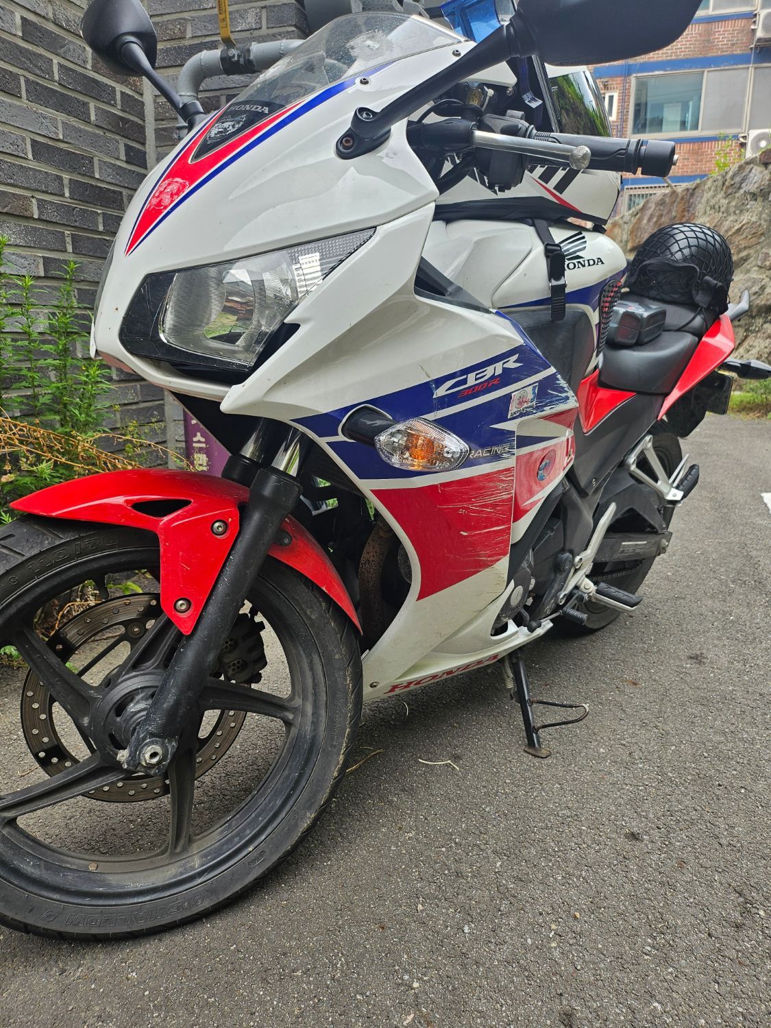 혼다 CBR 300 R more