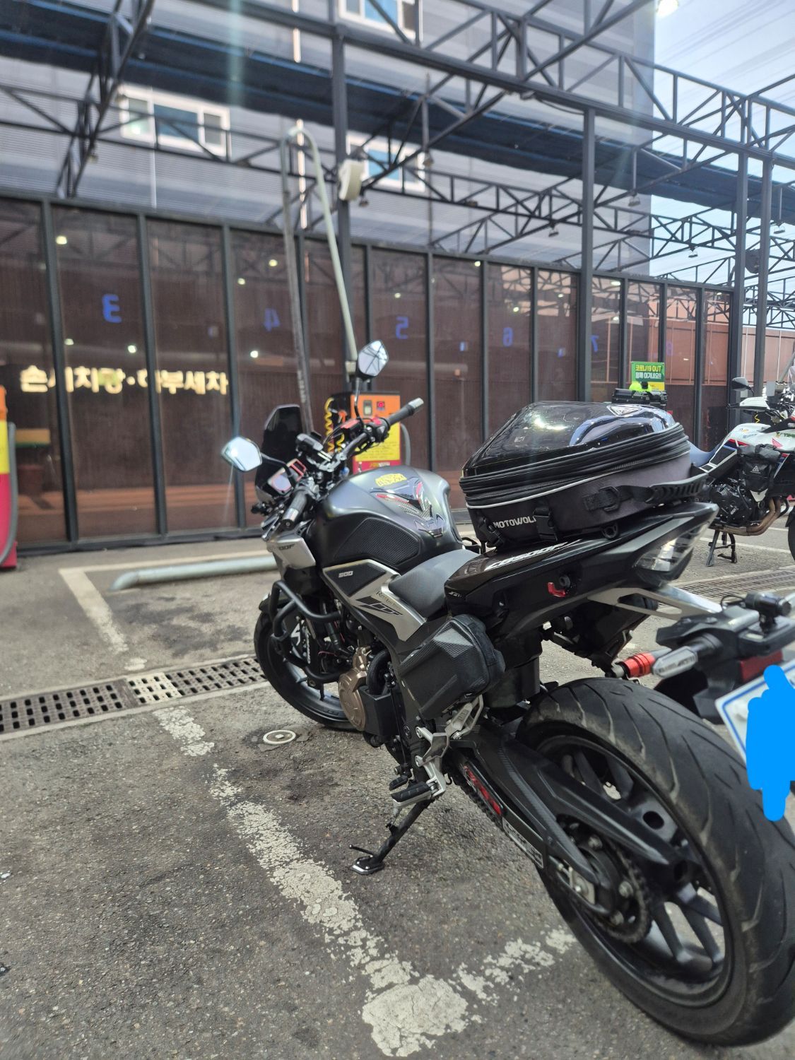 혼다 CB 500 F thumb 2
