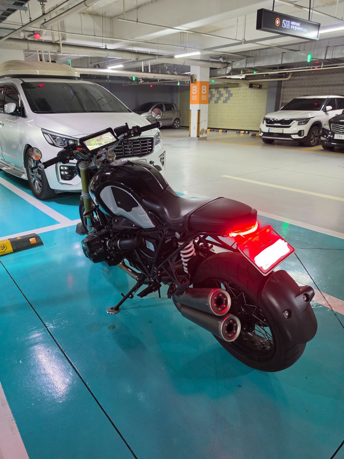 BMW R nine T 2016 블랙 사진 7