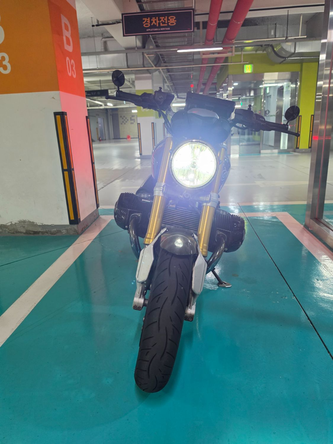 BMW R nine T 2016 블랙 사진 5