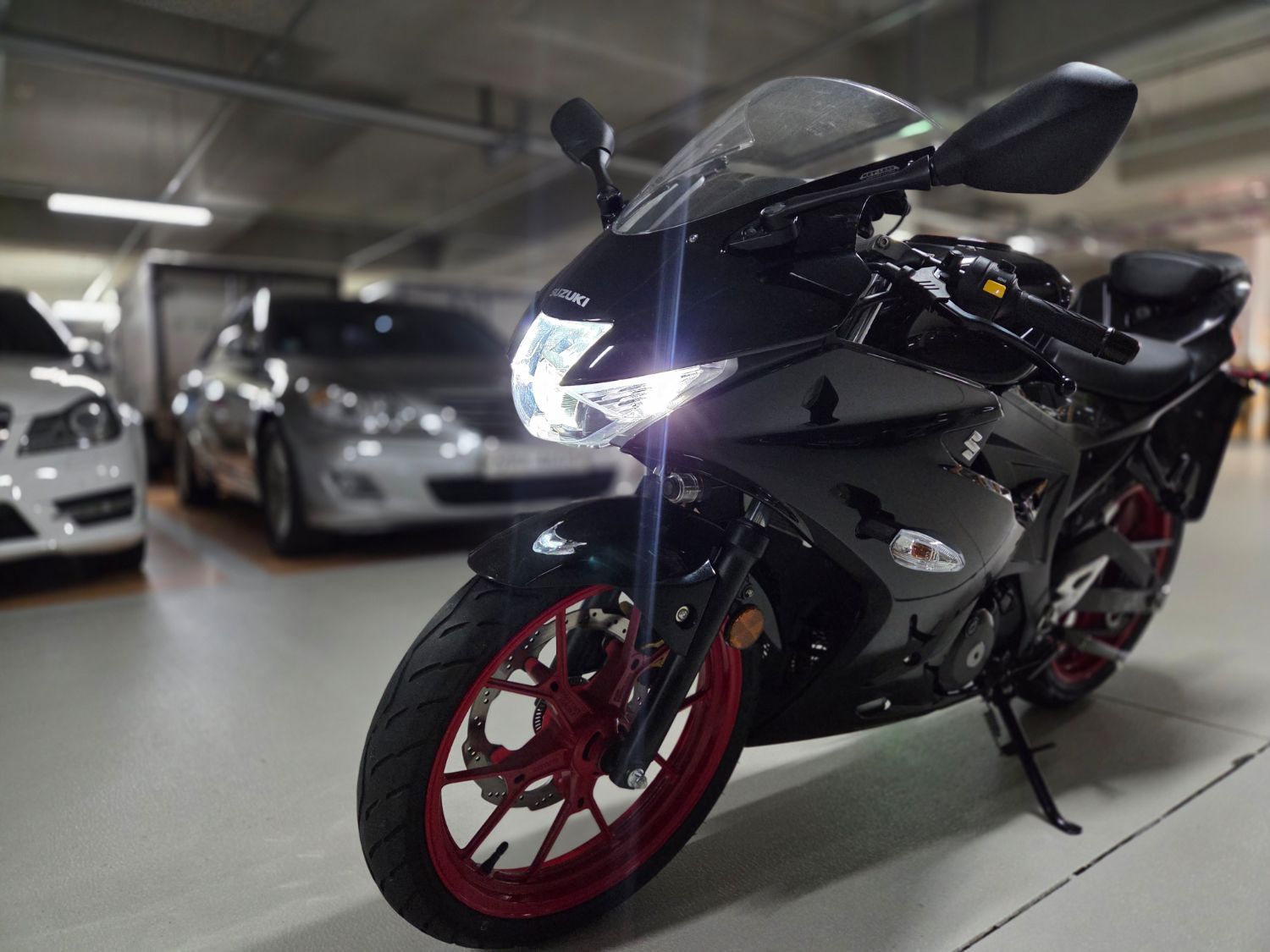 스즈키 GSX R 125 ABS more