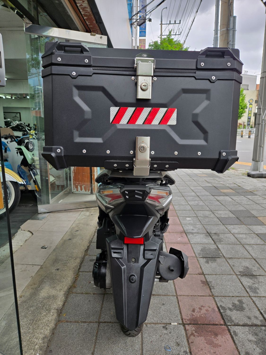 SYM VSX 125 ABS more