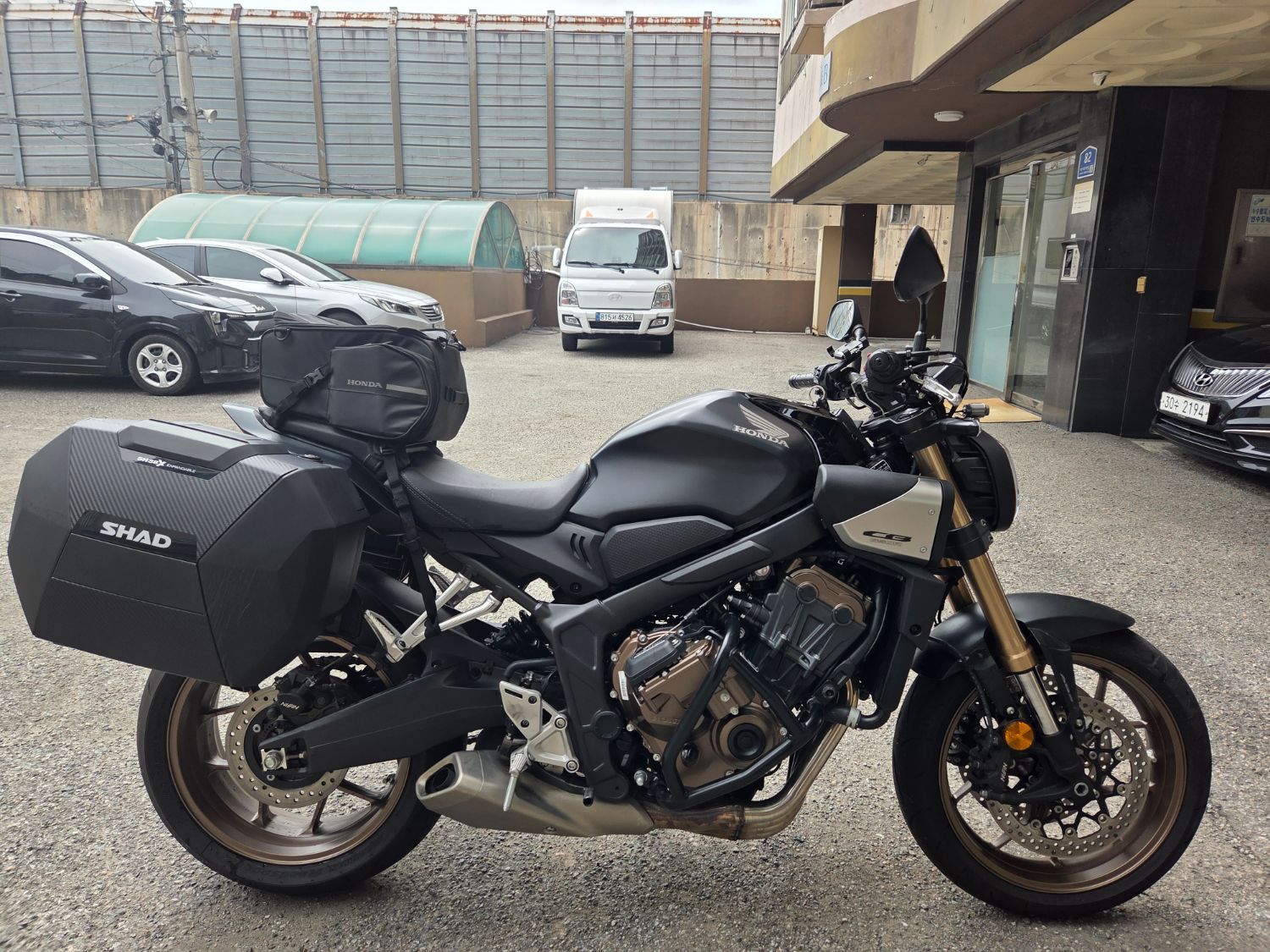 혼다 CB 650 R E-CLUTCH main