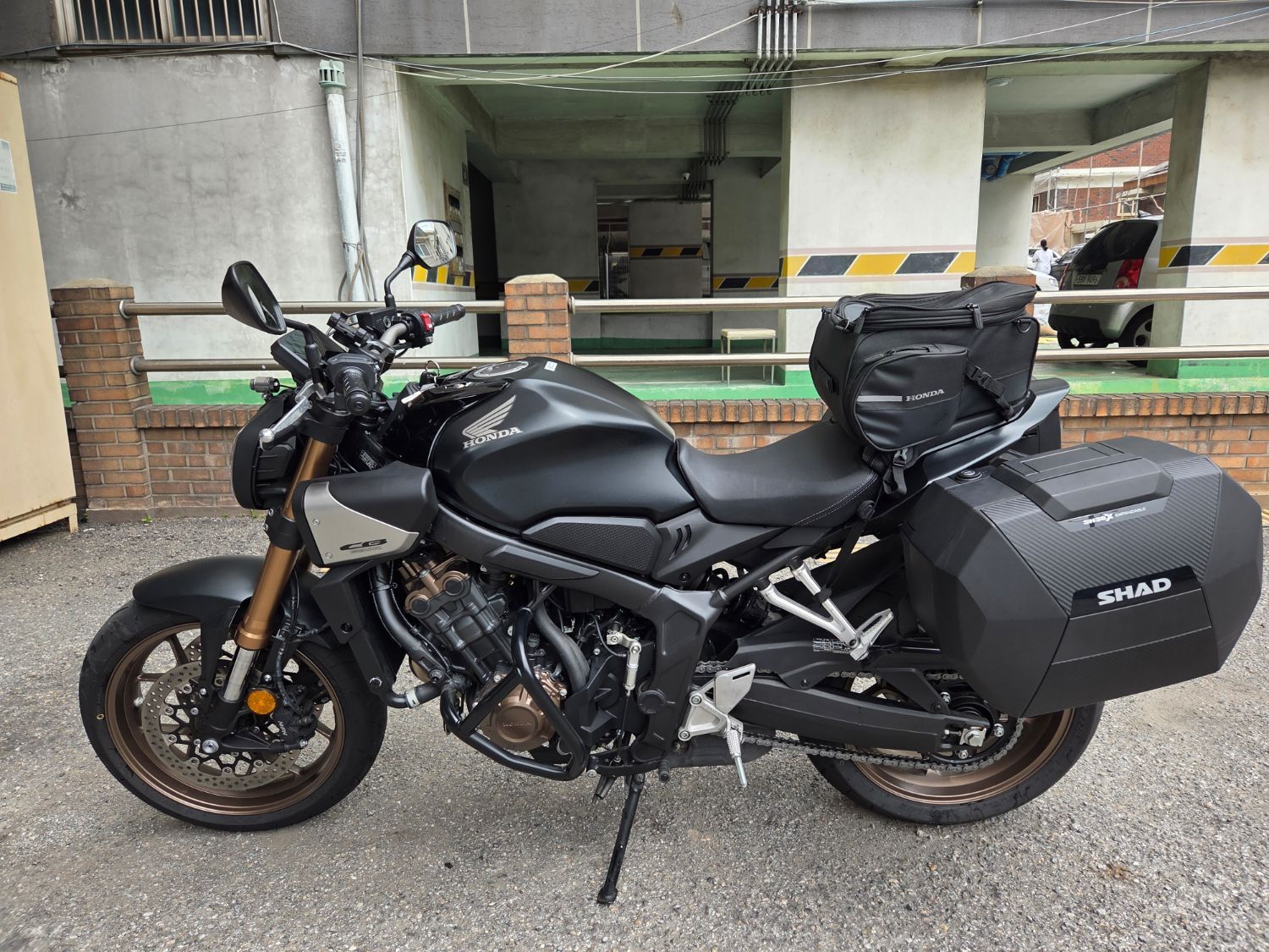 혼다 CB 650 R E-CLUTCH more