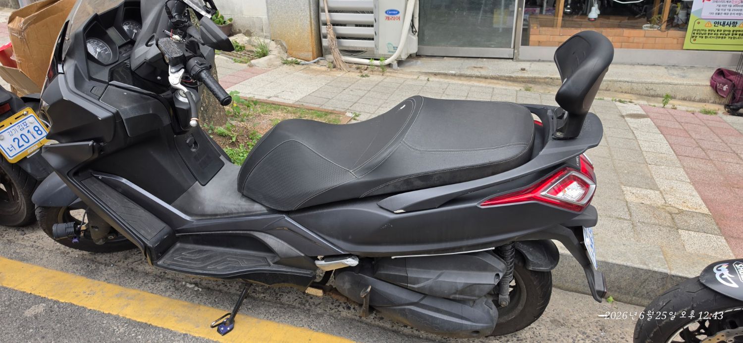 킴코 다운타운 ST 350 i ABS thumb 2
