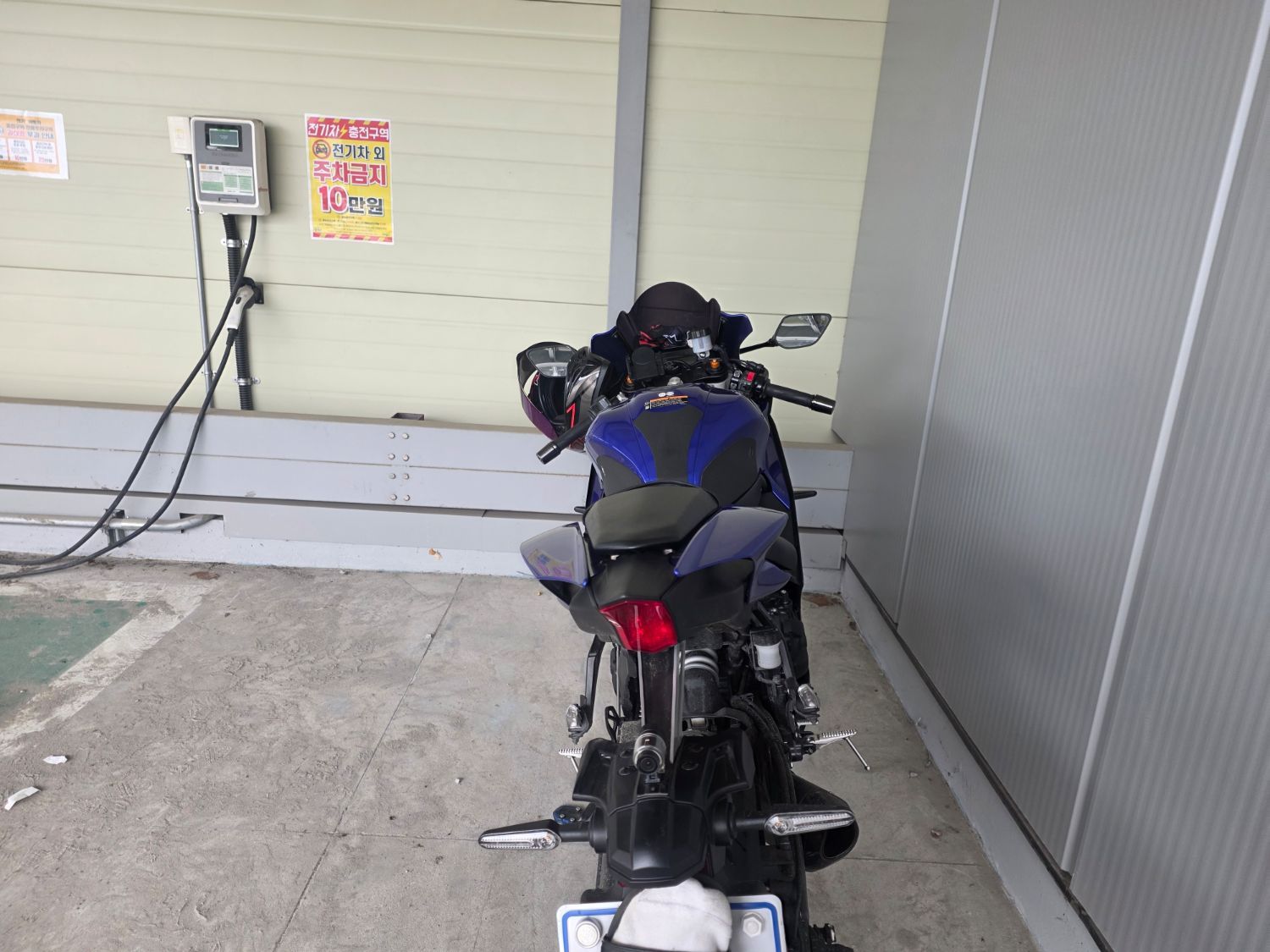 야마하 YZF R7 thumb 2