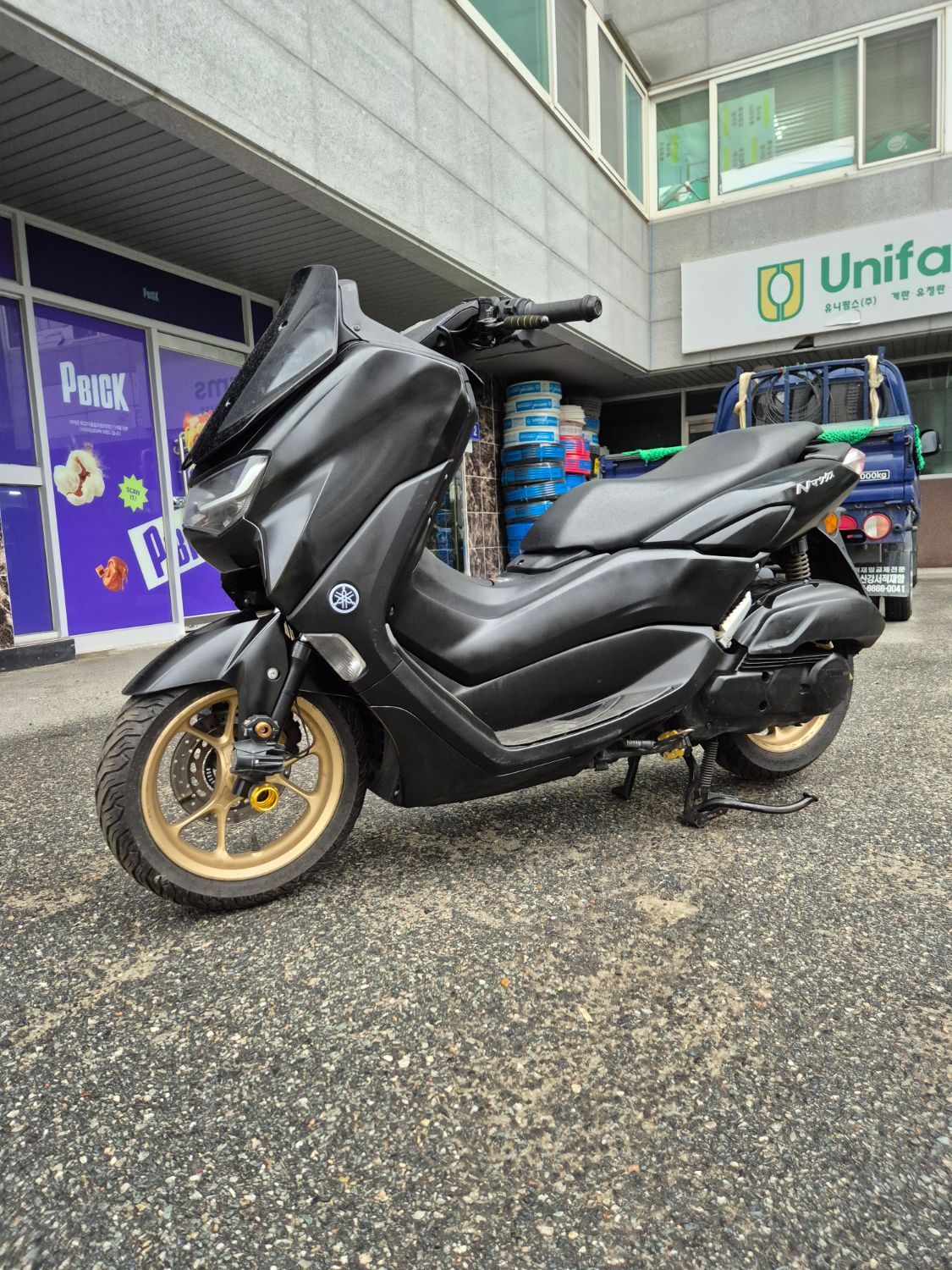 야마하 NMAX 125 more