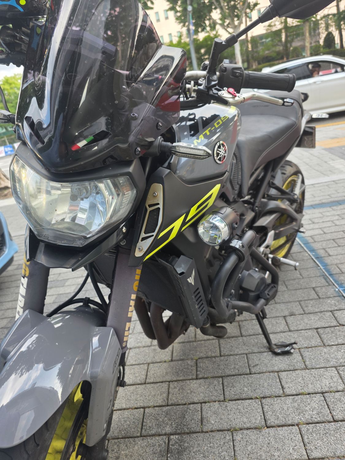 야마하 MT 09 more