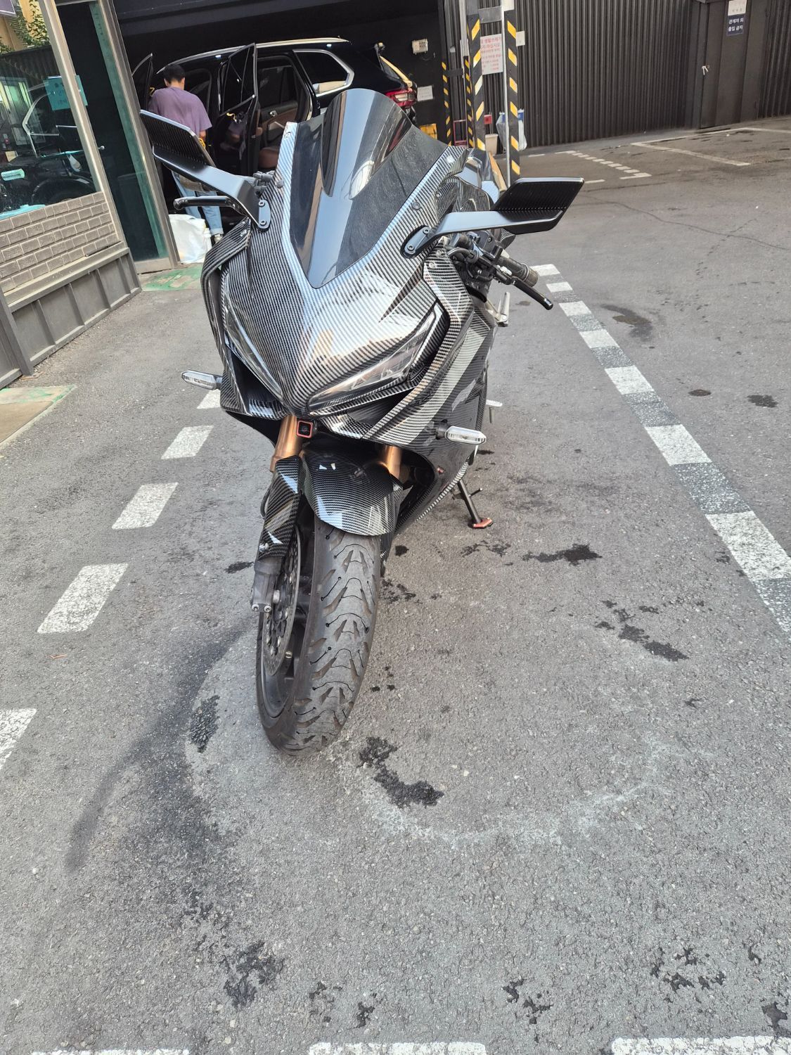 혼다 CBR 650 R MT more
