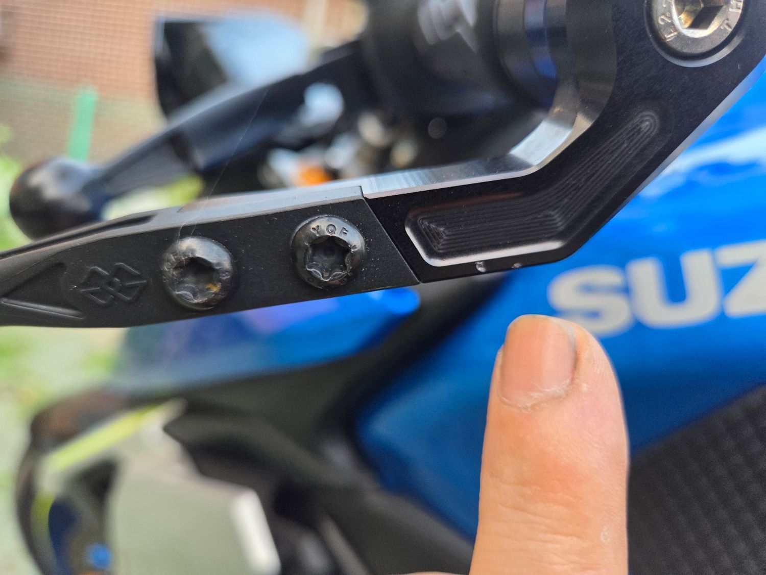 스즈키 GSX S 1000 thumb 2