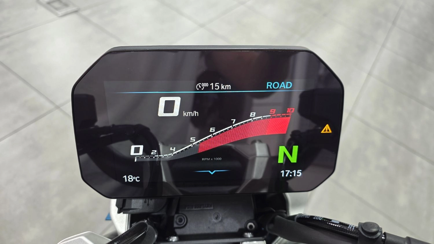 BMW R 1300 R 2026 블루 사진 2