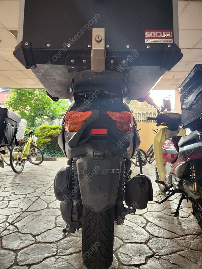 기타 XMAX 300 ABS thumb 2